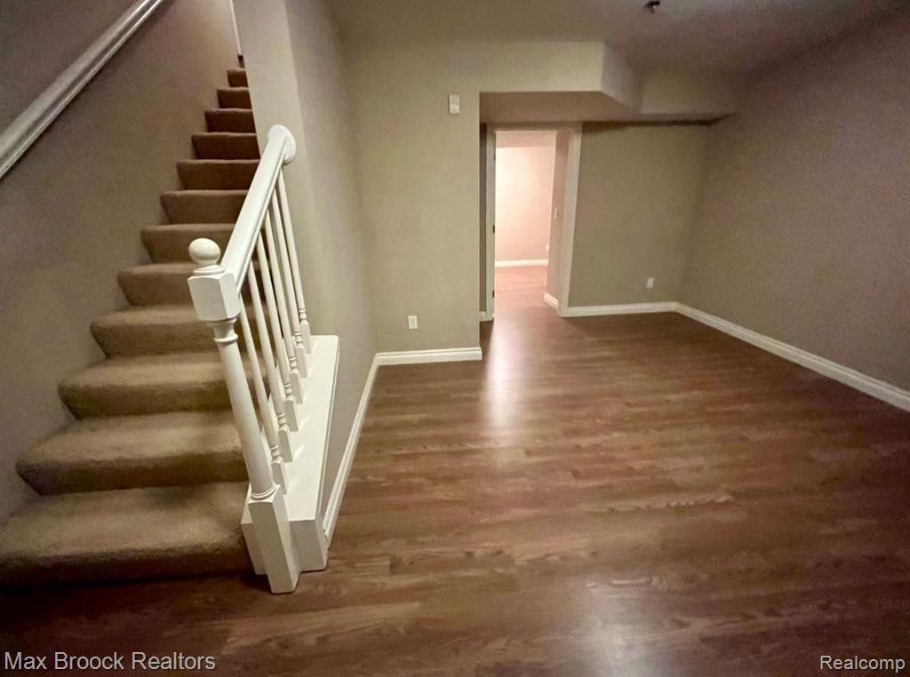1607 PENINSULA Court, 147, Canton, MI 48187 — Photo 29