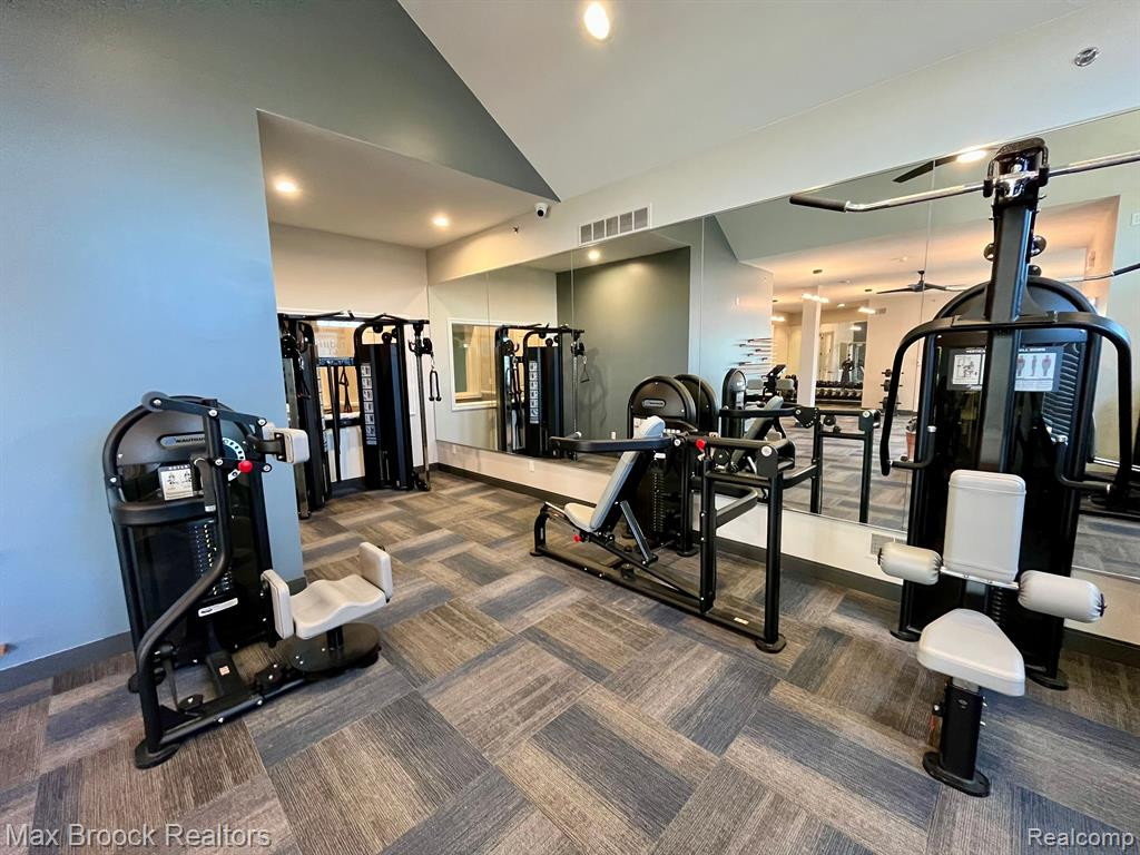 1607 PENINSULA Court, 147, Canton, MI 48187 — Photo 45