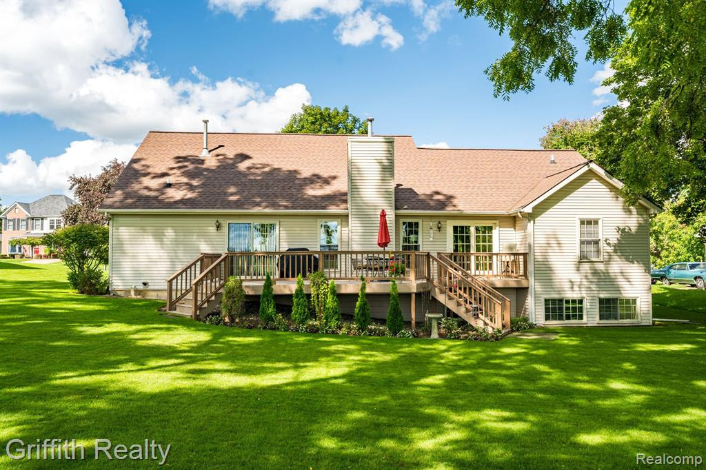 7405 CHARLES Court, Linden, MI 48451 — Photo 40