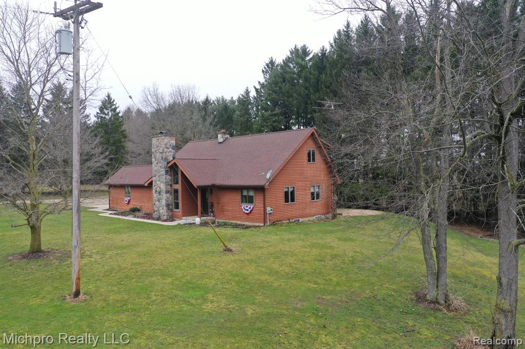 1185 SISSON Road, Imlay City, MI 48444 — Photo 2