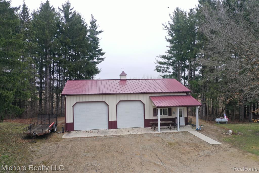 1185 SISSON Road, Imlay City, MI 48444 — Photo 56