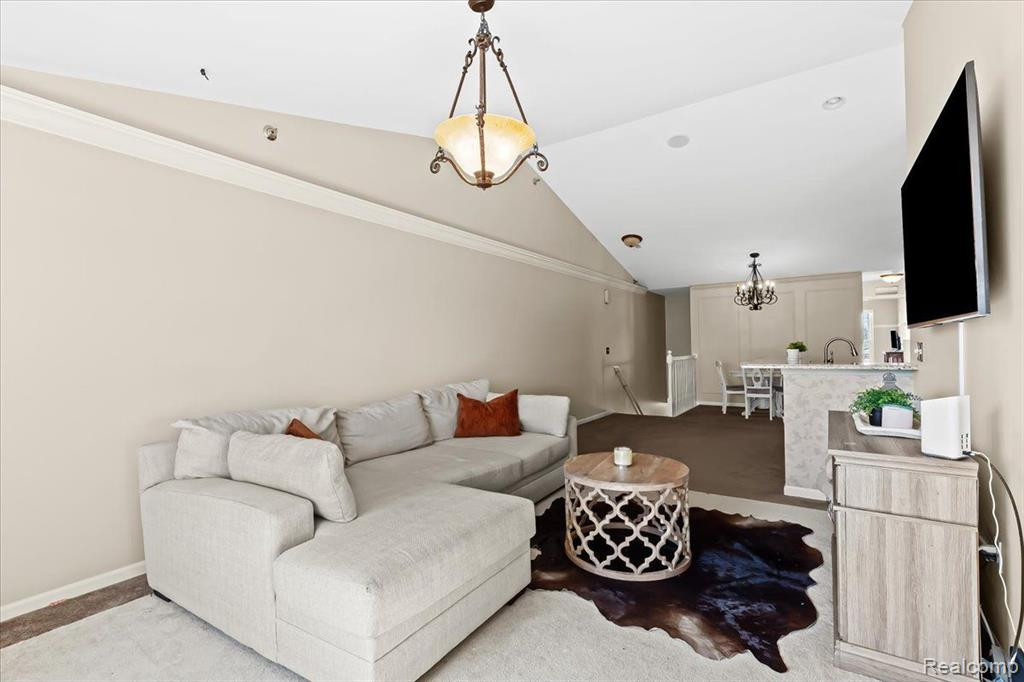 7208 HERON HILLS Drive, Walled Lake, MI 48390 — Photo 18