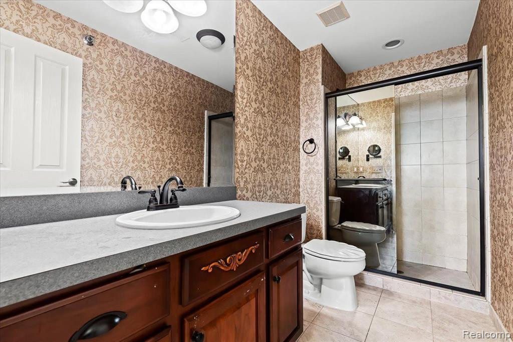 7208 HERON HILLS Drive, Walled Lake, MI 48390 — Photo 21