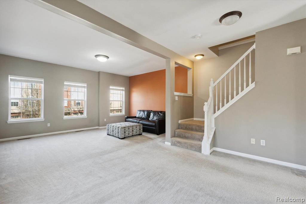1616 RED HICKORY, Howell, MI 48855 — Photo 5