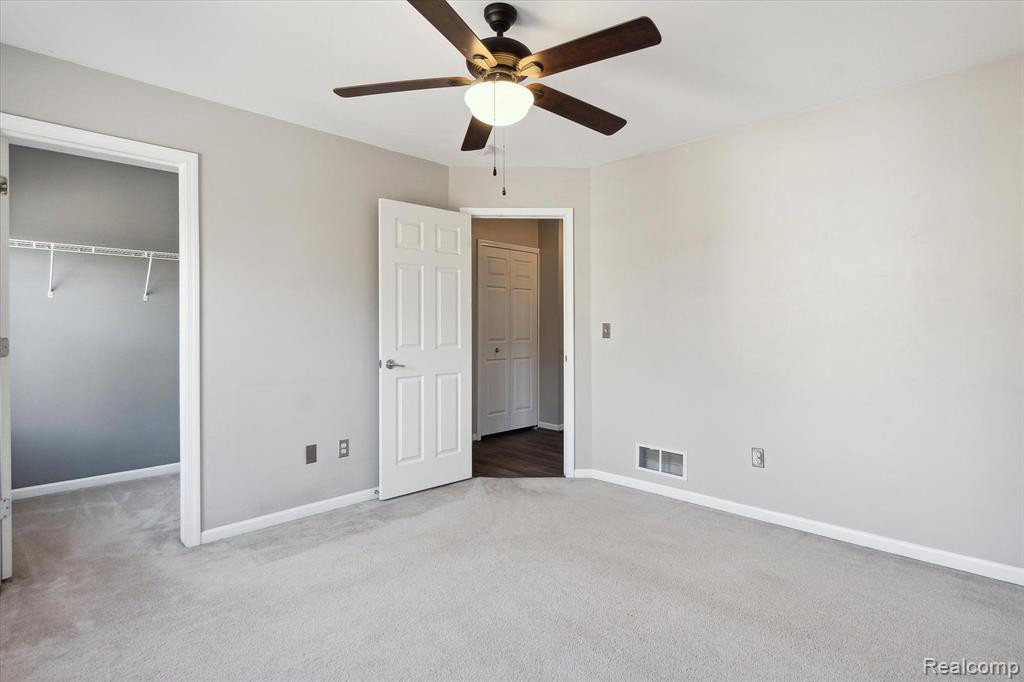 1616 RED HICKORY, Howell, MI 48855 — Photo 29