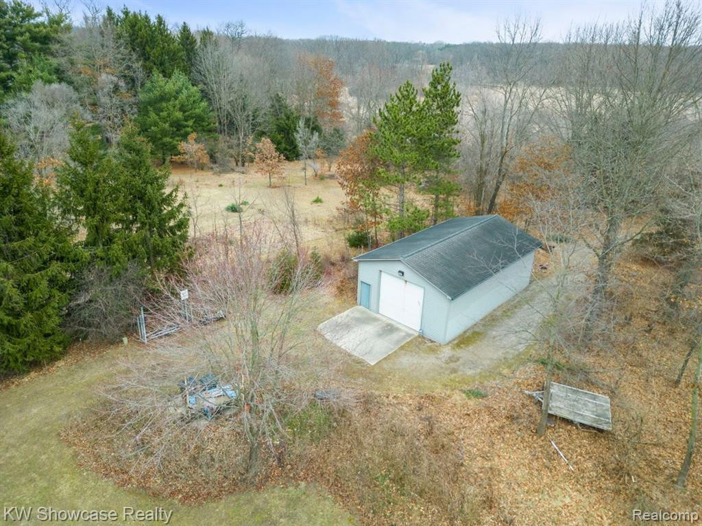 443 LOCHAVEN Road, Waterford, MI 48327 — Photo 6