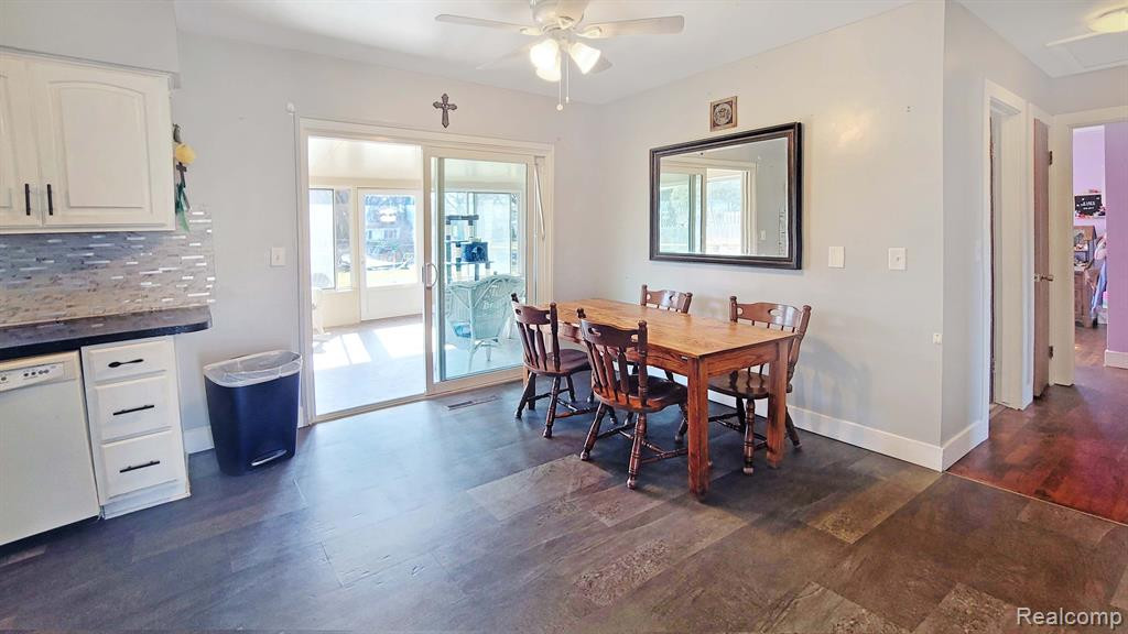 6316 NIGHTINGALE Drive, Flint, MI 48506 — Photo 5