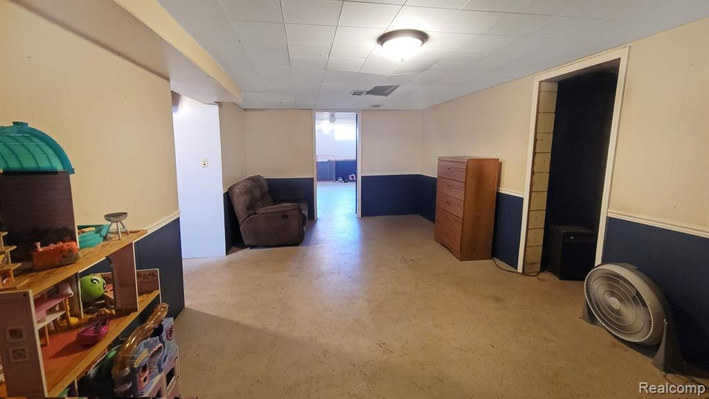6316 NIGHTINGALE Drive, Flint, MI 48506 — Photo 18