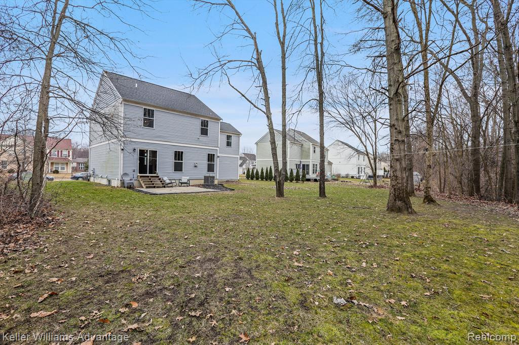 15824 PEBBLEBROOK Drive, Van Buren, MI 48111 — Photo 14