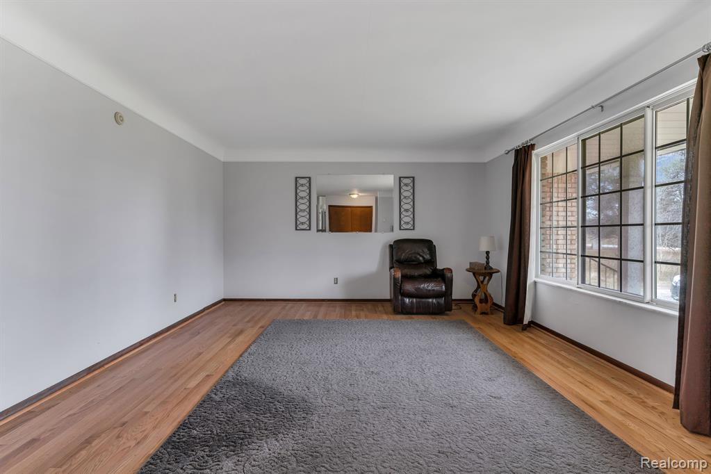 7371 Trumble Road, St. Clair, MI 48079 — Photo 9