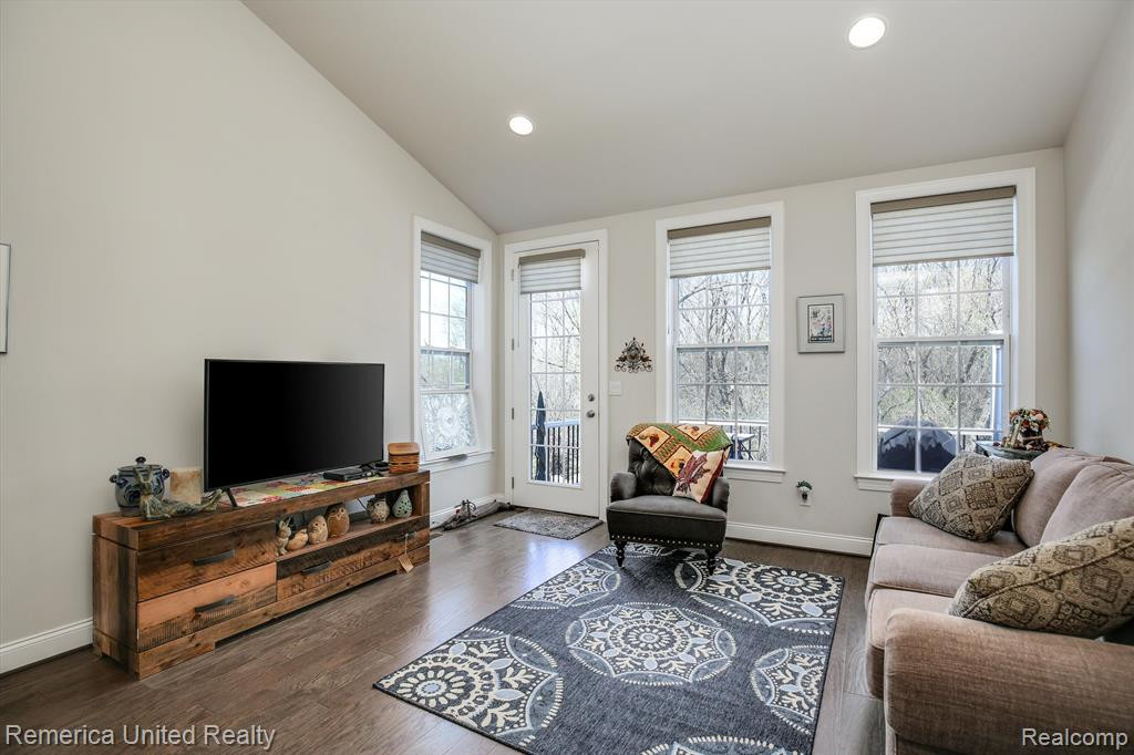 23884 SEMINOLE Trail, Novi, MI — Photo 13