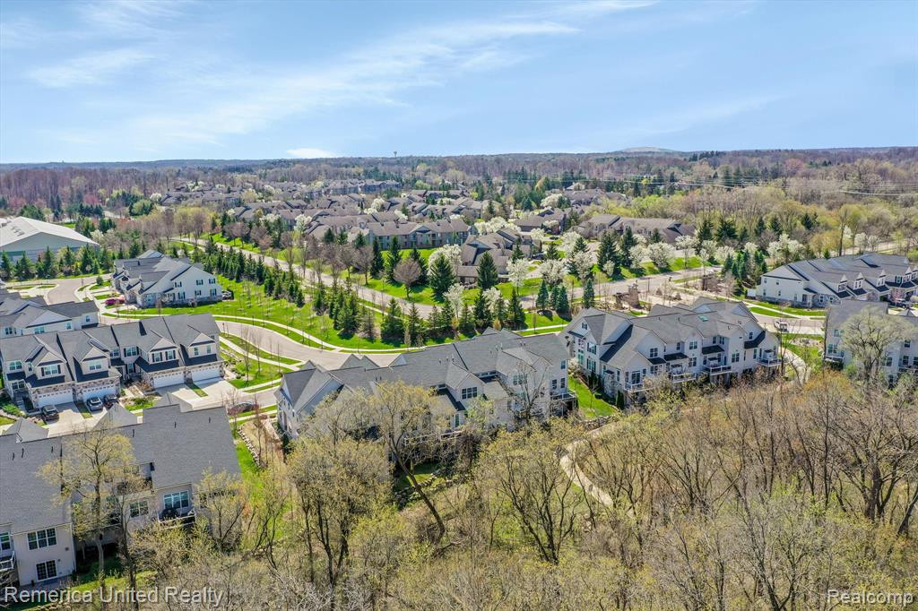 23884 SEMINOLE Trail, Novi, MI — Photo 40