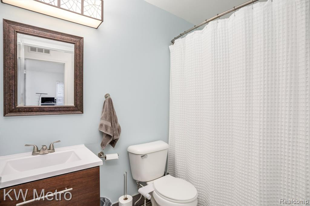 4081 ELIZABETH Avenue, Canton, MI 48188 — Photo 16