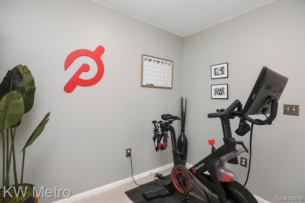 4081 ELIZABETH Avenue, Canton, MI 48188 — Photo 17