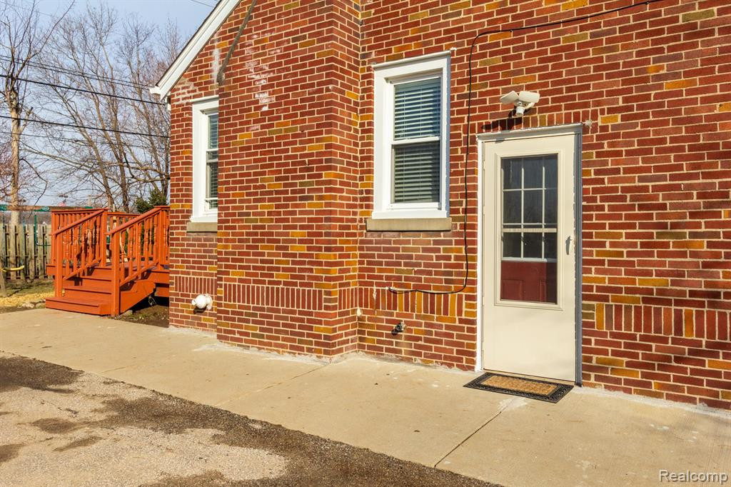 3395 JACKSON Avenue, Ann Arbor, MI 48103 — Photo 4
