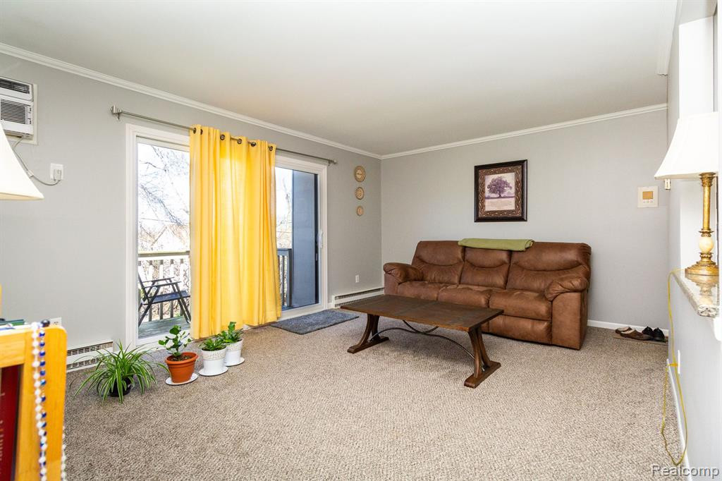 7040 Villa Drive, 8, Waterford, MI 48327 — Photo 8