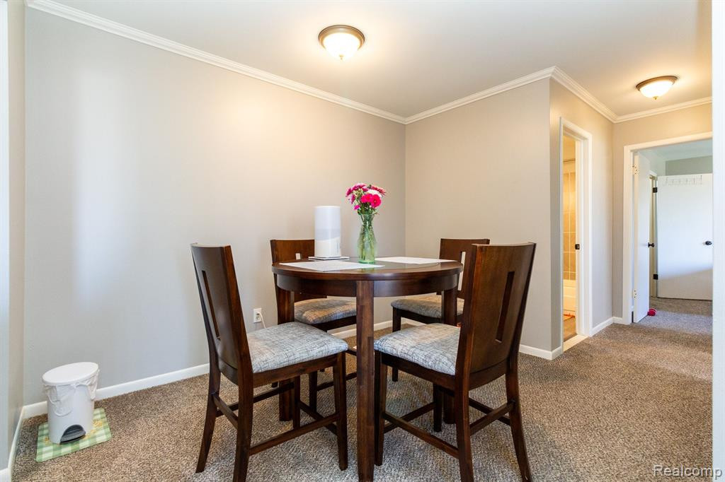 7040 Villa Drive, 8, Waterford, MI 48327 — Photo 13