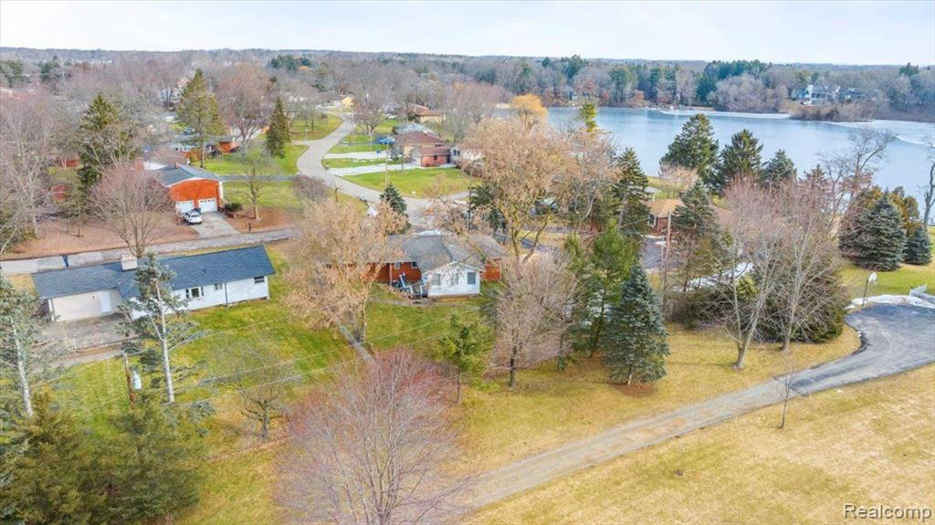 450 MAPLEGROVE, Highland, MI 48356 — Photo 26