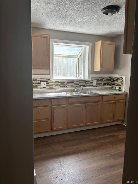 6314 ARTESIAN Street, Detroit, MI 48228 — Photo 15
