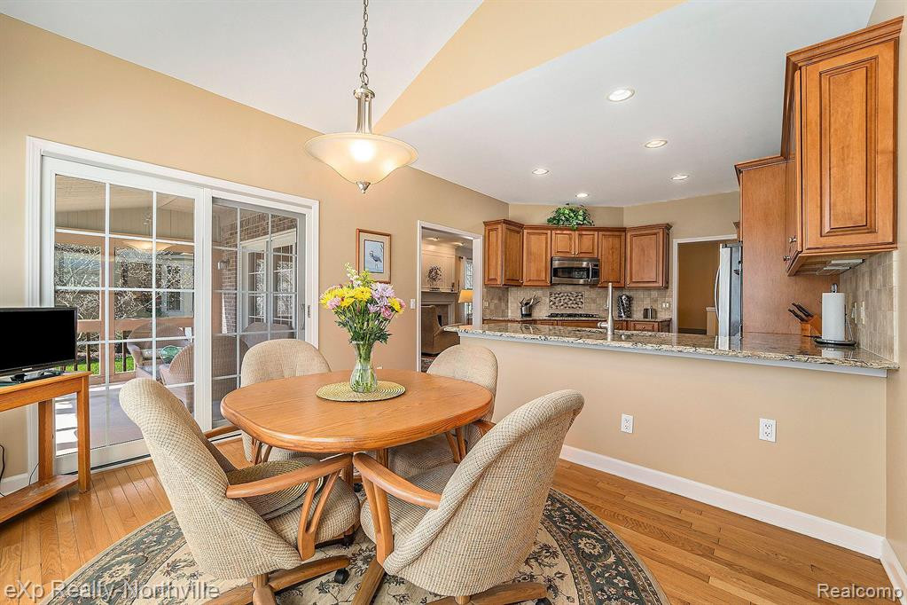 49131 RAINBOW Lane N, Northville, MI 48168 — Photo 12