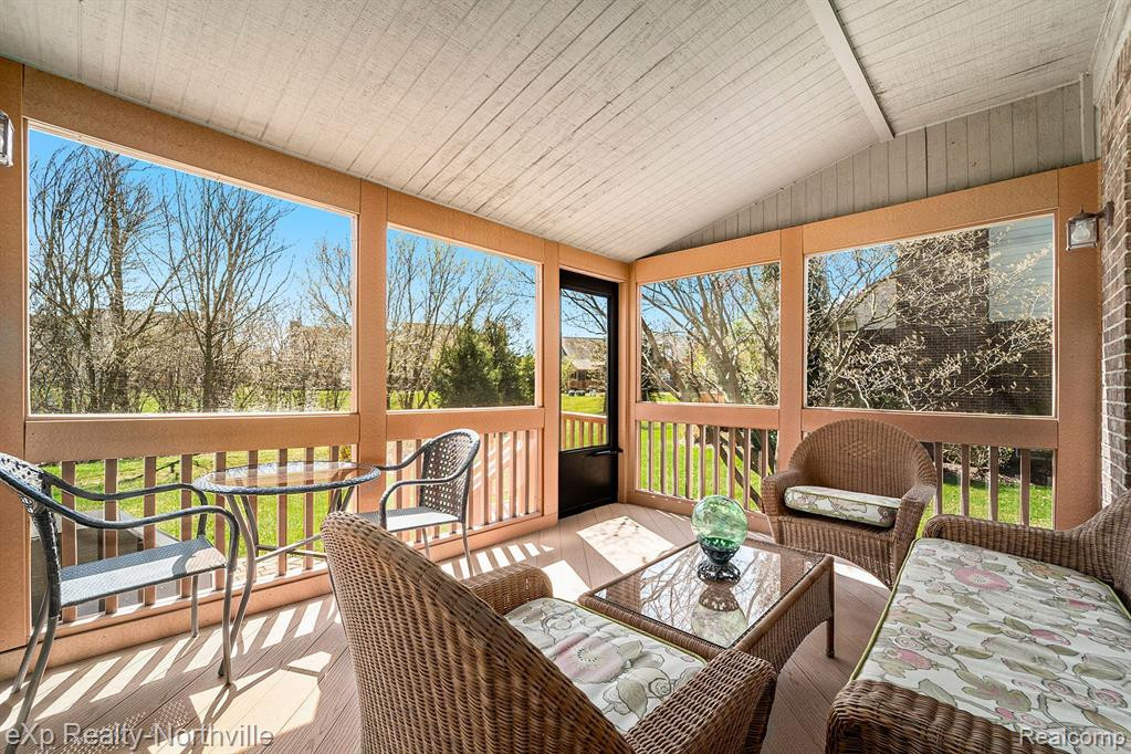 49131 RAINBOW Lane N, Northville, MI 48168 — Photo 30