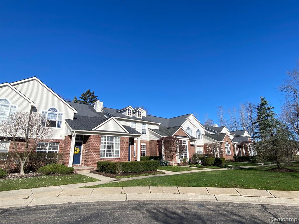 23202 ALEXA Drive, Walled Lake, MI 48390 — Photo 2