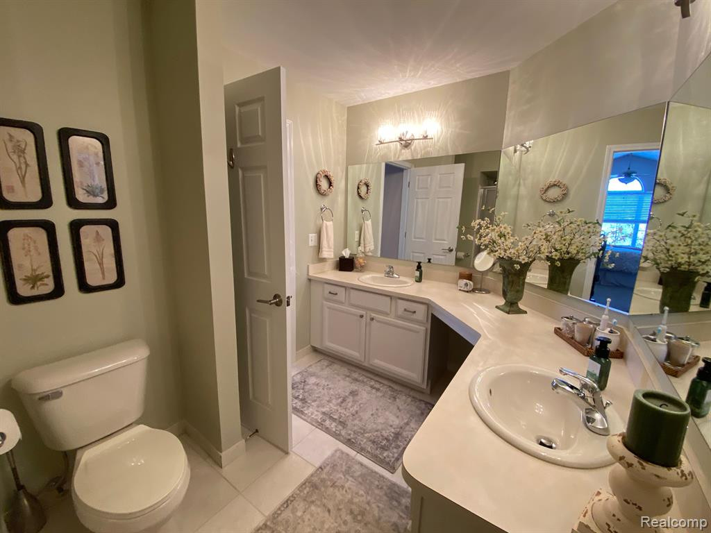 23202 ALEXA Drive, Walled Lake, MI 48390 — Photo 31