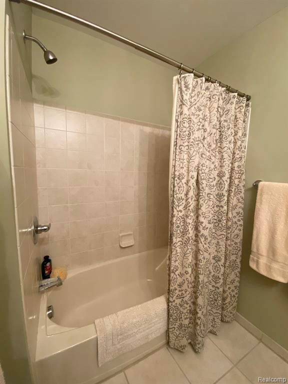 23202 ALEXA Drive, Walled Lake, MI 48390 — Photo 42