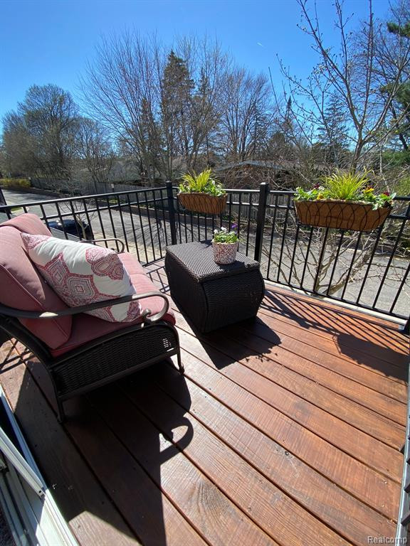 23202 ALEXA Drive, Walled Lake, MI 48390 — Photo 44