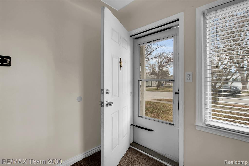 6801 N GULLEY Road, Dearborn Heights, MI 48127 — Photo 7