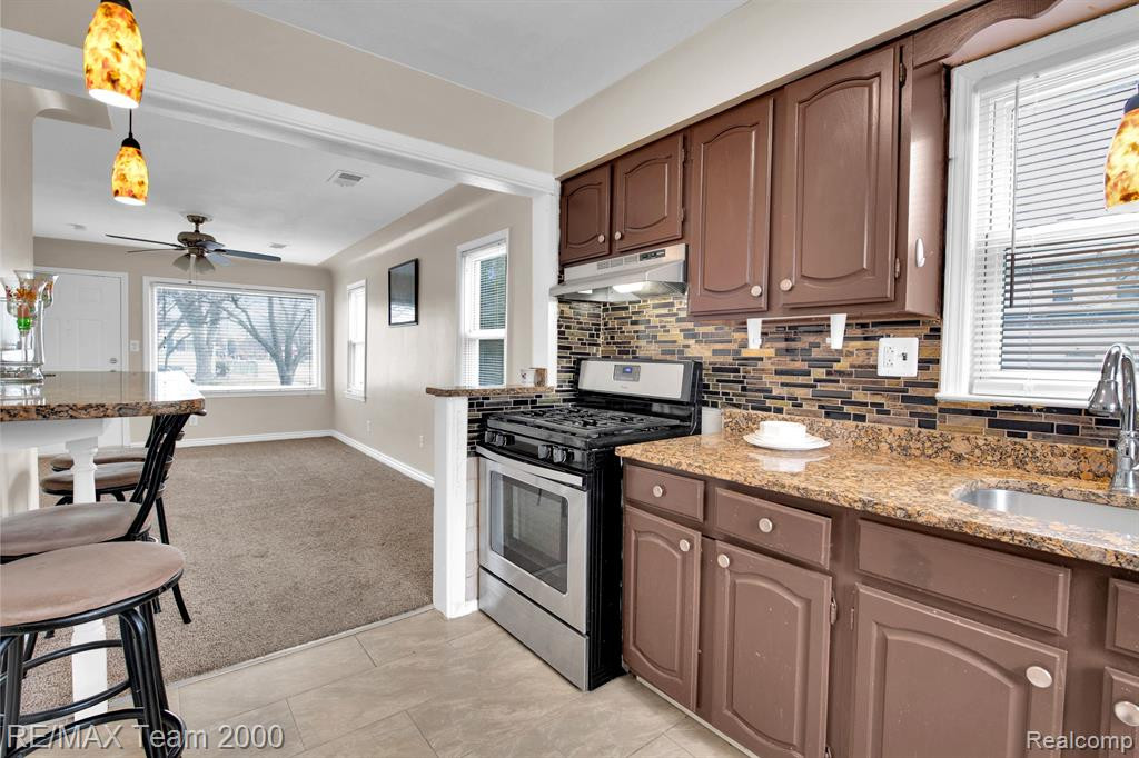 6801 N GULLEY Road, Dearborn Heights, MI 48127 — Photo 10