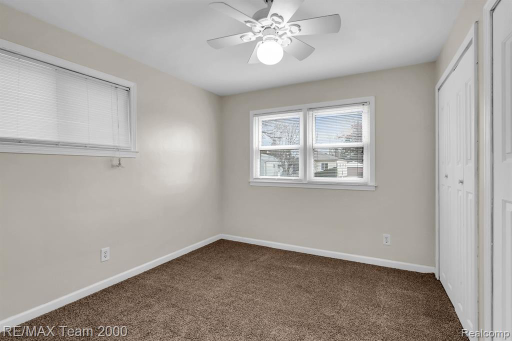 6801 N GULLEY Road, Dearborn Heights, MI 48127 — Photo 13