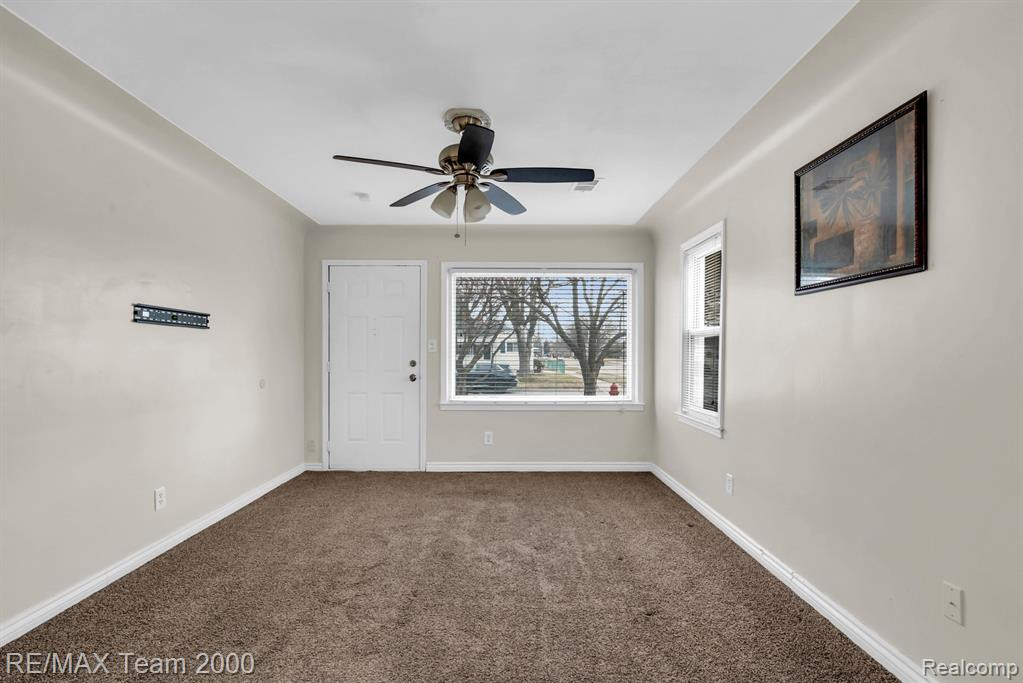 6801 N GULLEY Road, Dearborn Heights, MI 48127 — Photo 14