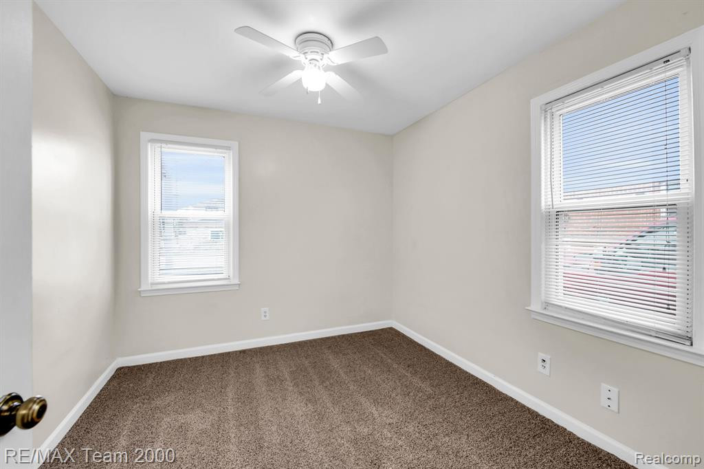 6801 N GULLEY Road, Dearborn Heights, MI 48127 — Photo 17