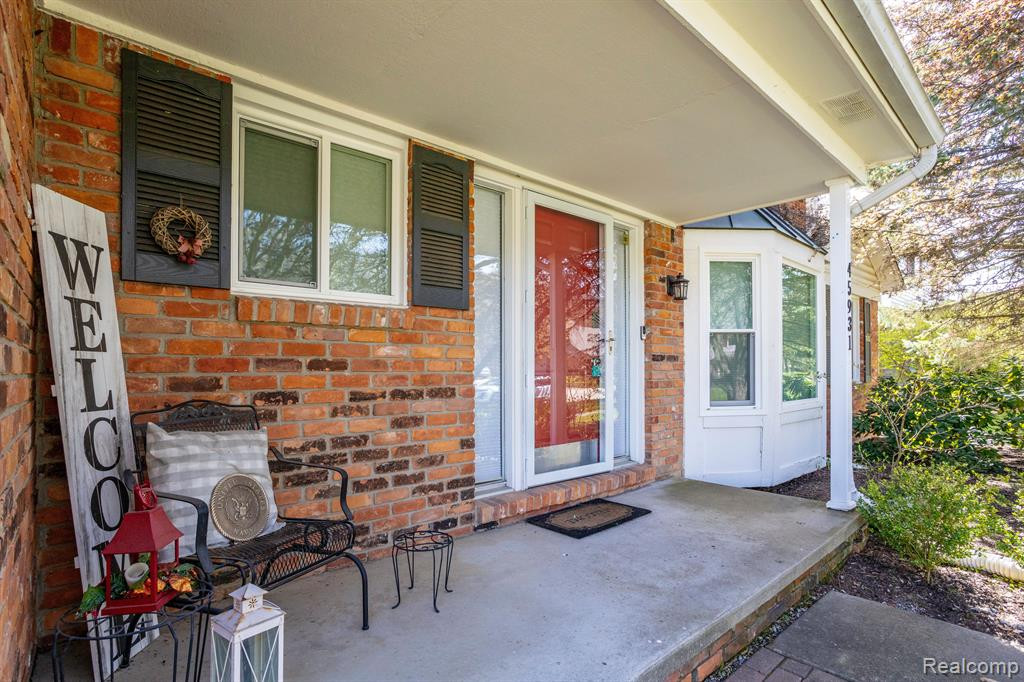 45931 Cider Mill Drive, Novi, MI — Photo 3