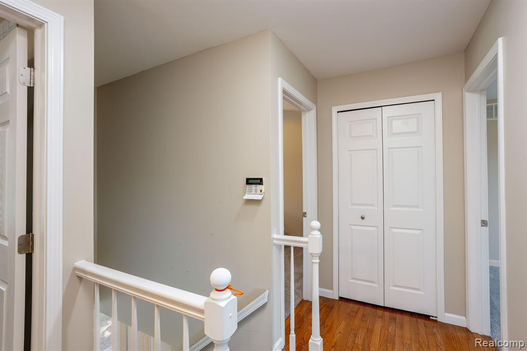 45931 Cider Mill Drive, Novi, MI — Photo 18