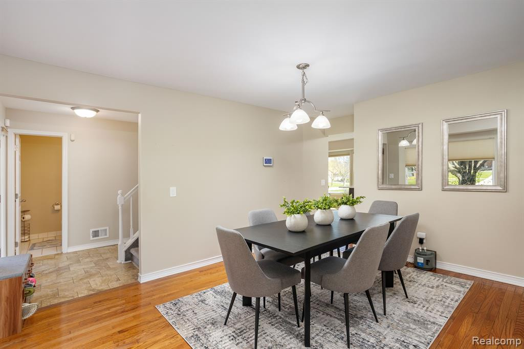 45931 Cider Mill Drive, Novi, MI — Photo 37