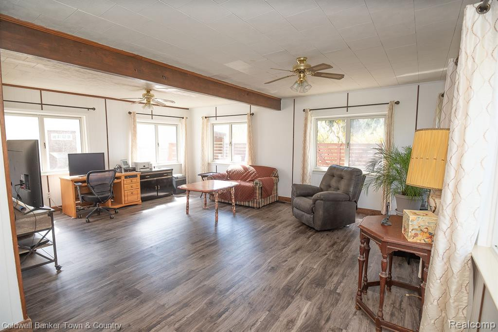 7620 SHADY BEACH Drive, Whitmore Lake, MI 48189 — Photo 6