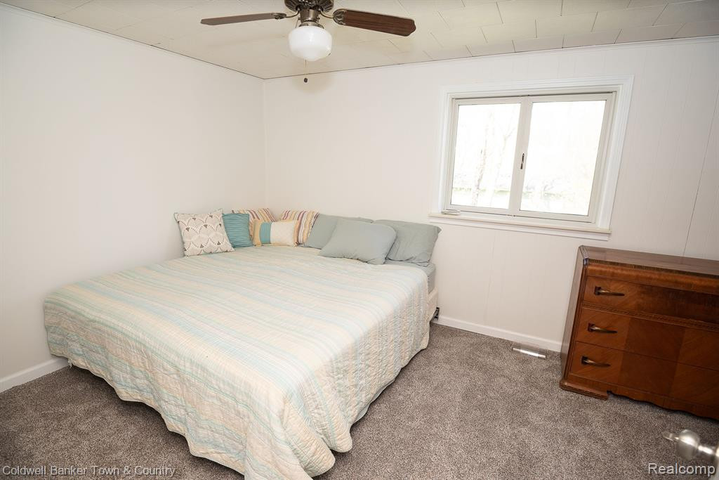 7620 SHADY BEACH Drive, Whitmore Lake, MI 48189 — Photo 15
