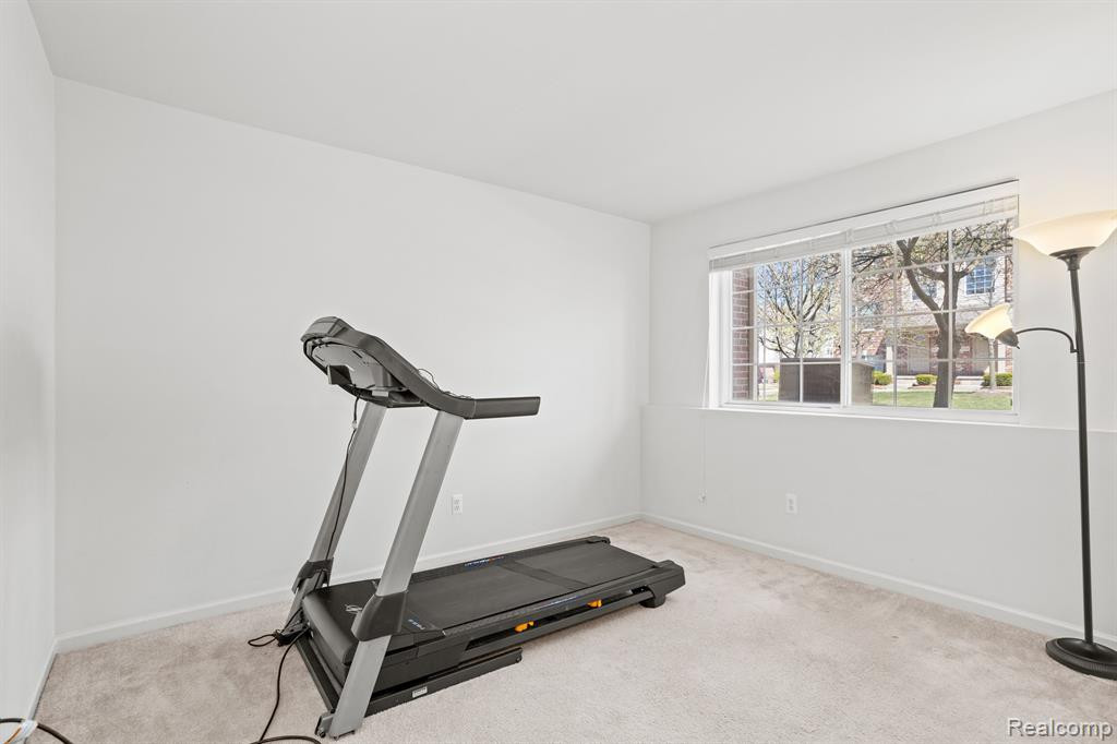 3015 ORINOCO Lane, Ypsilanti, MI 48197 — Photo 13