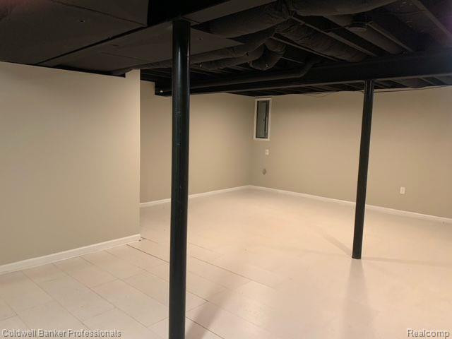 605 JAMES Circle, Royal Oak, MI 48067 — Photo 16