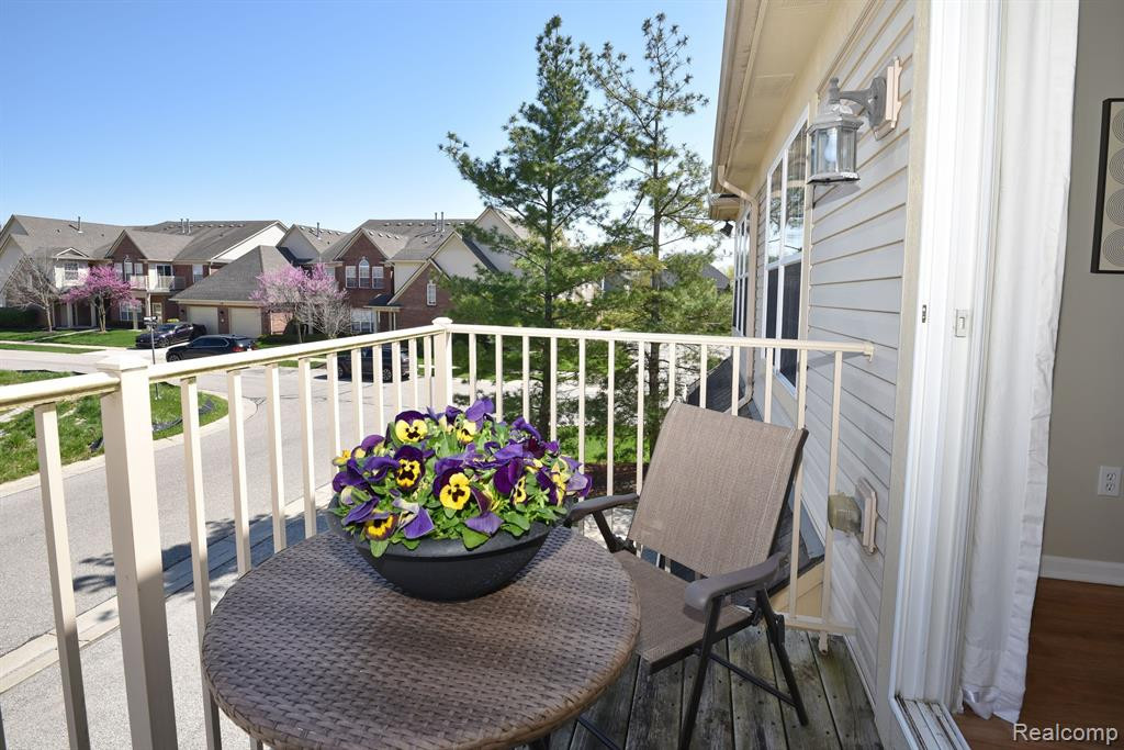 48475 BRIDGE Way, Canton, MI 48188 — Photo 22