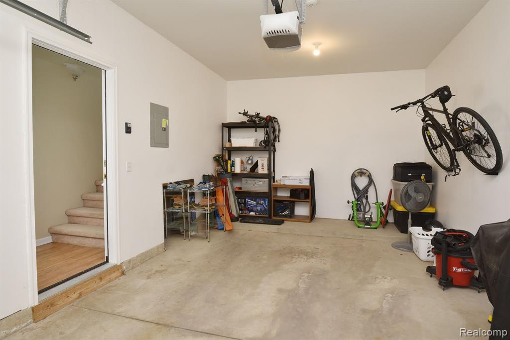 48475 BRIDGE Way, Canton, MI 48188 — Photo 23