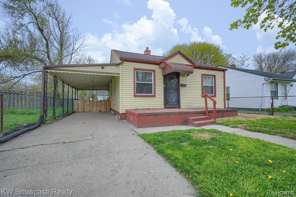 587 MONTANA Avenue, Pontiac, MI 48341 — Photo 2