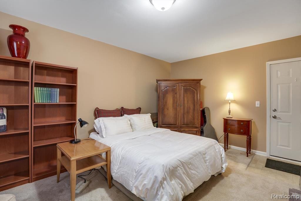 13104 Egret Lane, Walled Lake, MI 48390 — Photo 19