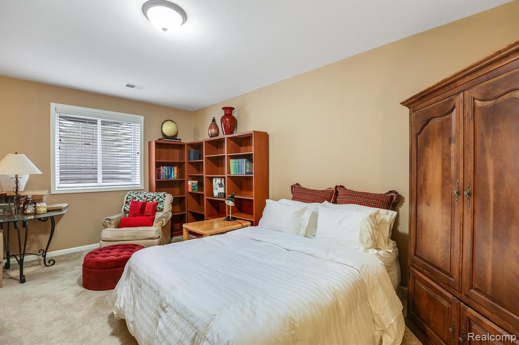 13104 Egret Lane, Walled Lake, MI 48390 — Photo 20
