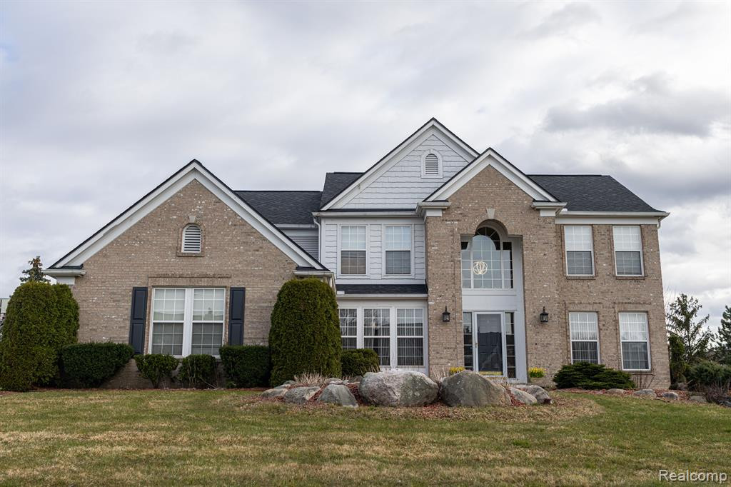 4320 REDDING Circle, Grand Blanc, MI 48439 — front exterior