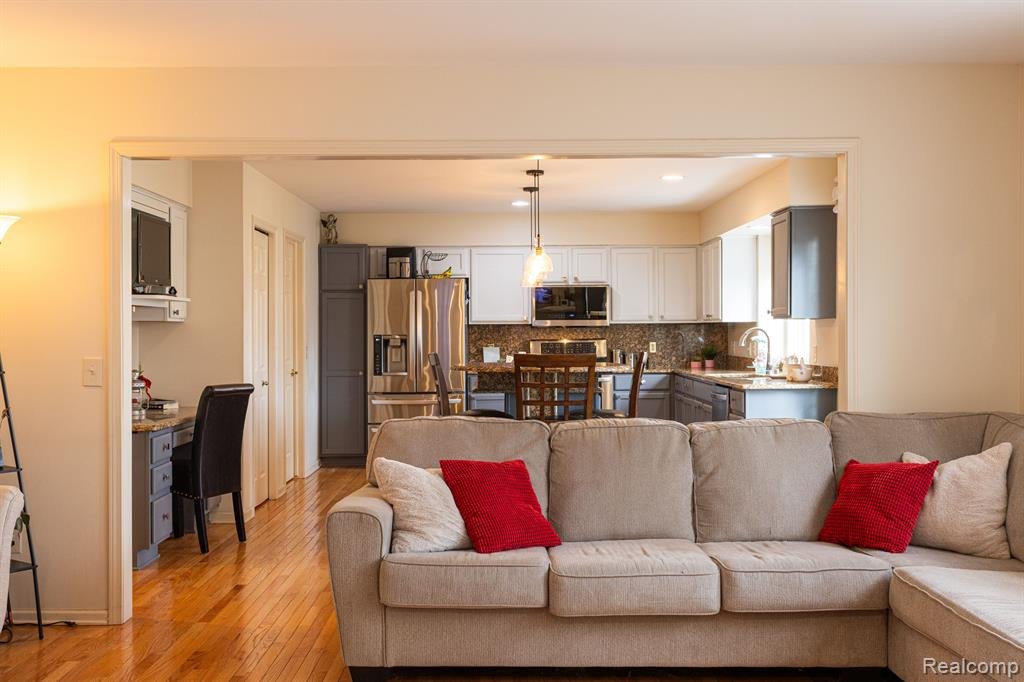 4320 REDDING Circle, Grand Blanc, MI 48439 — Photo 10