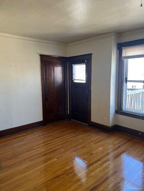4489 SEMINOLE Street, Detroit, MI 48214 — Photo 2