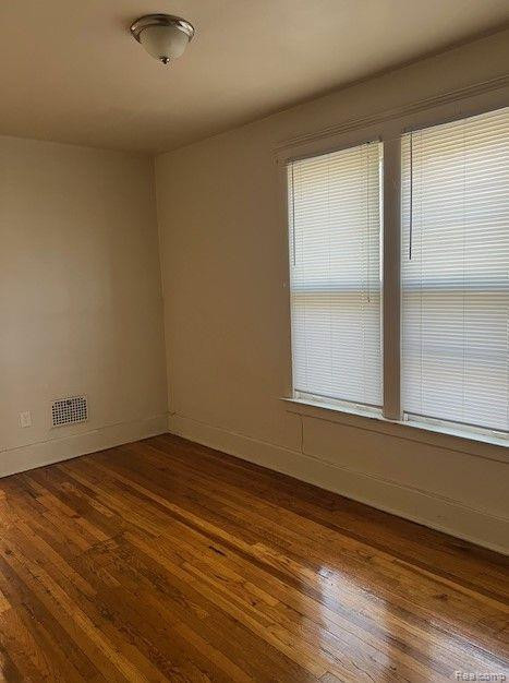 4489 SEMINOLE Street, Detroit, MI 48214 — Photo 7